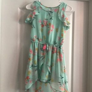 Pretty free flowing patterned shorts/dress.